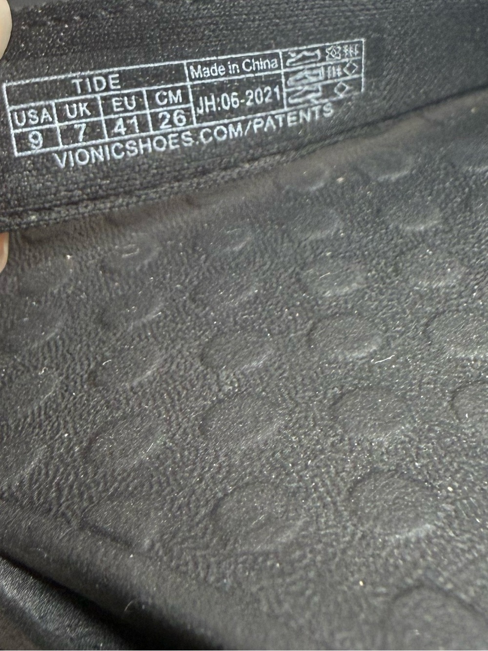 Vionic Black Textured Strap Flip Flops - Picture 6 of 6